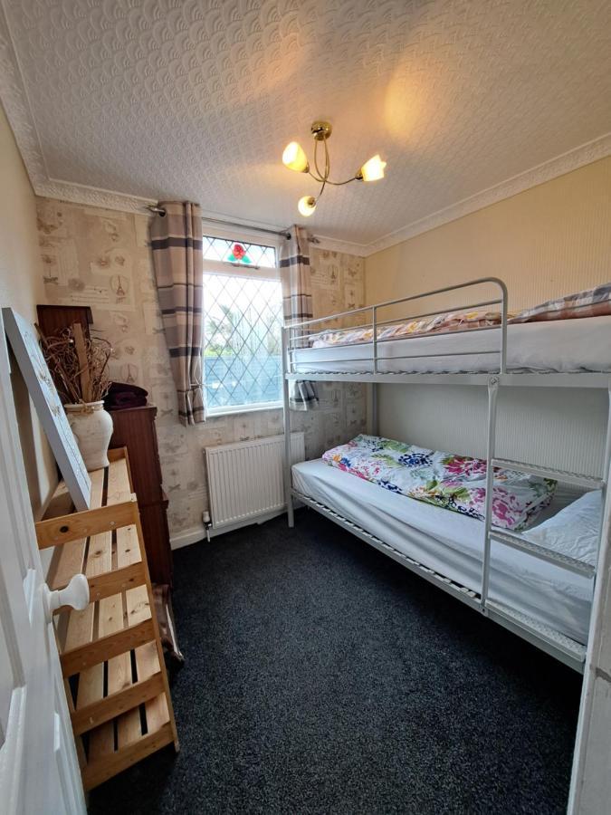 Beach & Tonic Beachside Chalet Humberston Esterno foto