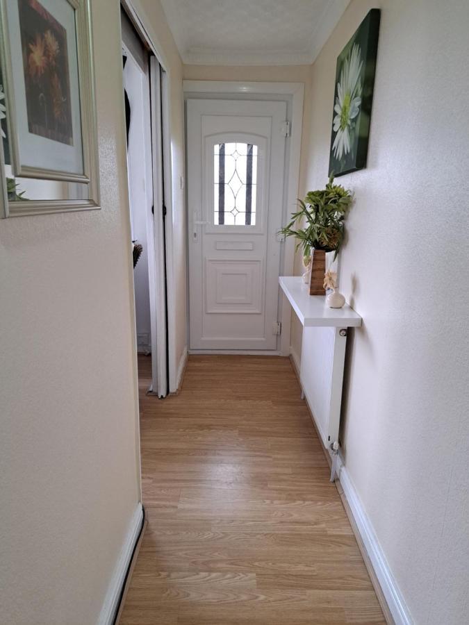 Beach & Tonic Beachside Chalet Humberston Esterno foto