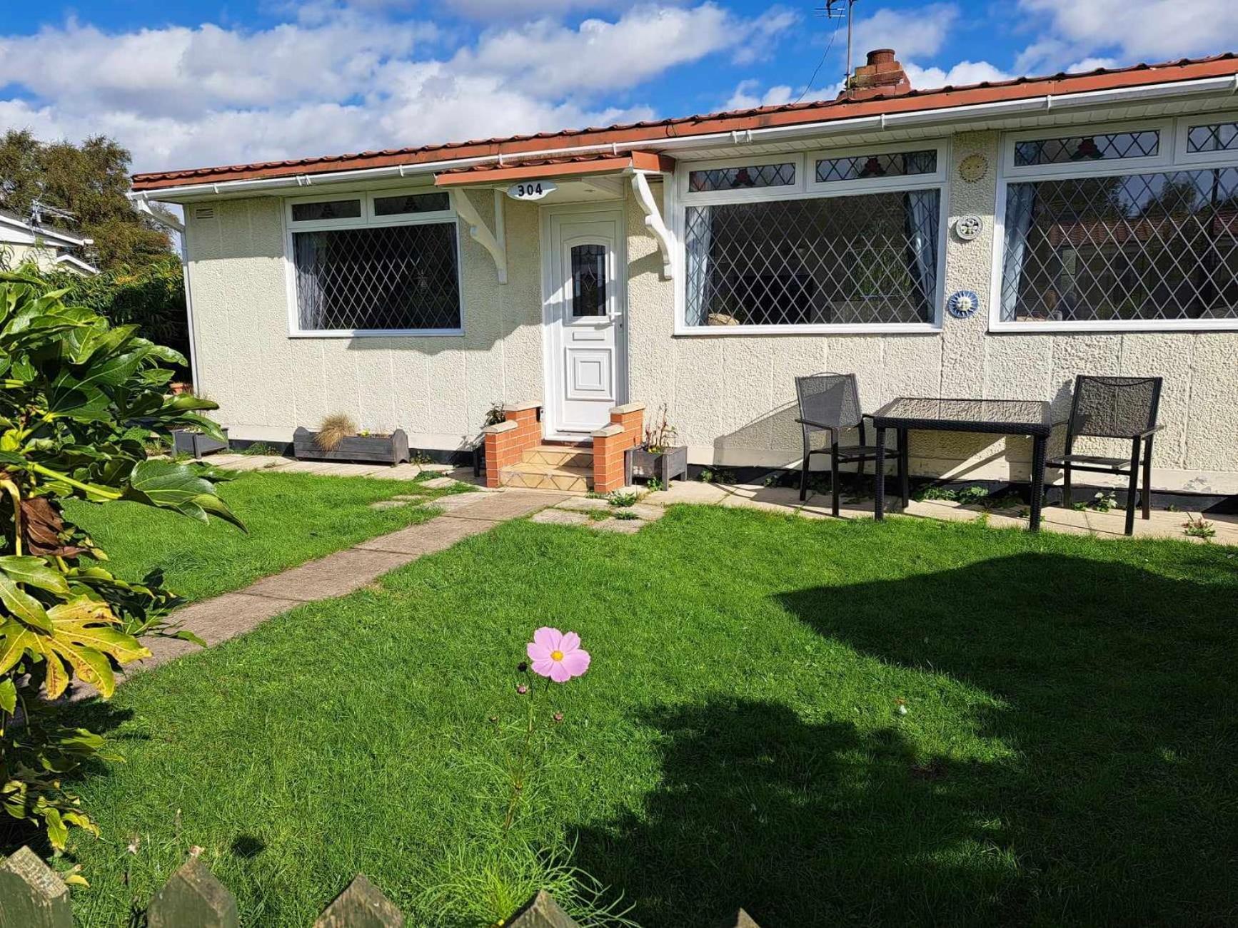 Beach & Tonic Beachside Chalet Humberston Esterno foto